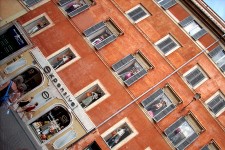 struct//3_galeria/11_architektura/6pejzaz_plac_wenecki.jpg